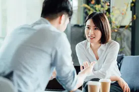 谨慎交友：遇到这七种人，最好远离图片