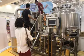 精酿啤酒设备酿造流程图片