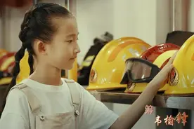 “我多想用橡皮，擦平他所有的伤……”图片