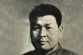 副军长生活腐化，竟枪杀军政委爱人，击伤副政委，后自杀于麦子地图片