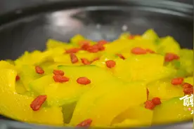 家常南瓜煲，新鲜的食材，用最简单做法就足够了视频封面