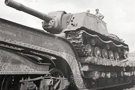 苏联红军钢铁洪流中的中坚力量，“动物杀手”SU-152自行火炮图片