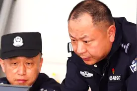 湖北荆州丨上管天，下管地，中间管空气？这是个什么职业？图片