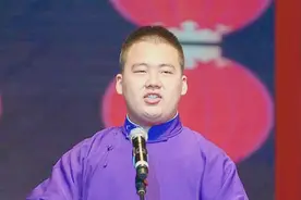 郭麒麟体重曾达196斤，因肥胖产生自卑心理，减下74斤后常年吃药图片