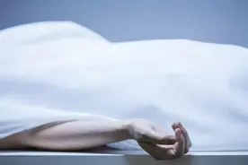 人死后千万别摸尸体的脸！不是迷信 背后有科学依据图片