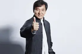 《A计划》一场跳楼戏，关之琳大骂成龙神经病，张曼玉却自己跳图片
