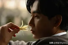 夏目漱石：有人一生都看不到光明，却靠克扣别人薪水活在光明之中图片