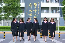 洗澡后觉得尴尬，北师大女生不准男生坐电梯，学校这样回应图片