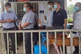 云南省交通运输厅党组成员、副厅长马德芳率调研组到河口县开展疫情防控工作督导调研图片