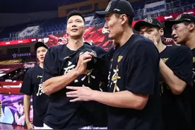 “指环王”或已离队！广东男篮再次更新注册信息，看看有哪些人？图片
