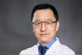 眼病诊疗｜100个孩子3个患斜视！内斜视、斜肌麻痹患儿应尽早治疗图片