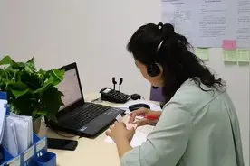 他们用电话救人图片