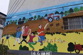 美！洛阳这个村庄主干道画满墙画，村民个个都是绘画高手图片