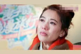 妻子坐月子，丈夫带公婆旅游仅留200元，回来后丈夫坐地悔哭了图片