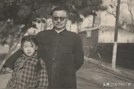 李克农俘获2名女俘虏，为何要放掉穿长靴的？不愧是“特工之王”图片