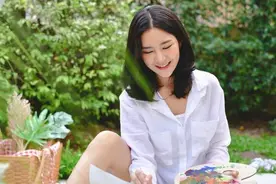 糊涂的女人，难能可贵，往往更值得男人珍惜图片