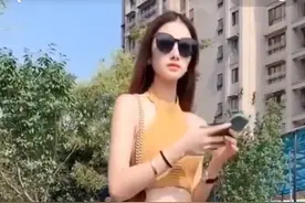 男人热衷欣赏美女的原始渊源图片