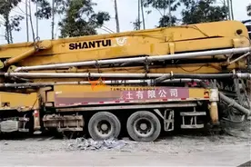 “这是我人生开的第一台泵车，如今这个品牌却悄悄被遗忘…”图片
