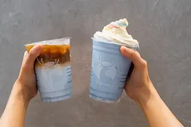 蓝色的生椰拿铁！瑞幸颜值新天花板图片