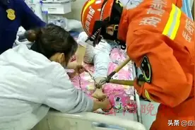 追踪报道！岳阳一女子凌晨被铁链锁脚住院图片