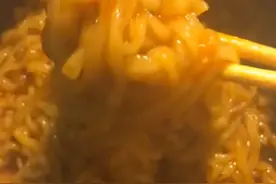 网红同款黏糊的火鸡面图片