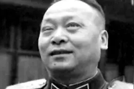 他曾任保卫局长，红军时期犯下大错，55年因何还能获上将军衔？图片