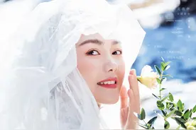 克洛伊妆造/青海旅拍 网红“天空之境”婚纱照搭配什么妆容最美？图片