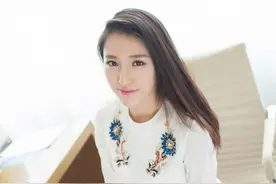 办公室新来了个女同事图片