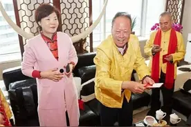 广东地产大佬：坐拥千亿资产公司不上市，女儿结婚给宾客发大红包图片