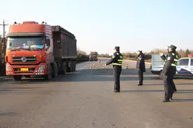 疫情就是命令 防控就是责任——榆神公安分局巡特警大队民辅警坚守抗击疫情一线图片