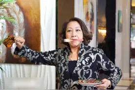 敢叫成龙“大鼻子”，喊洪金宝“三毛”，连周星驰都要让她三分图片