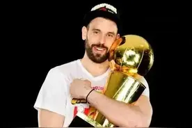 此地不留爷，自有留爷处！被nba扫地出门的他，买了支球队自己玩图片