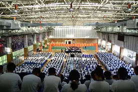 东北师大附中2018级高三年级上学期开学典礼暨成人宣誓仪式圆满举行图片