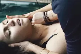 10部震撼人心的末日求生片，看完只想说，“活着真好”图片