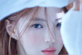 韩国美女明星韩素希杂志写真图片图片