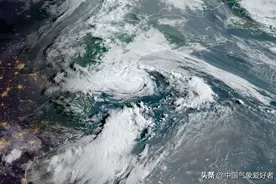 飓风外围扫过，纽约地铁发生严重漏水！分析：雨量已打破历史纪录图片