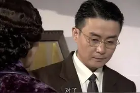 《半生缘》原著：被初恋退婚后，十年未娶，他的深情是一种伪装图片