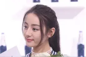 新疆真的是三步一个热巴，五步一个娜扎吗？图片