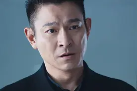 就凭刘德华这两场哭戏，家长就应该带孩子二刷《热血合唱团》图片