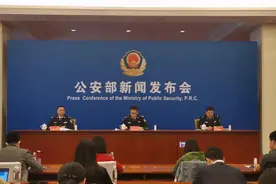 新政出台：70岁也能考驾照！7座车也享6年免检图片