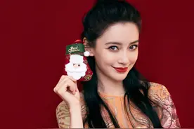 黄晓明baby同发文！3岁小海绵近况遭心疼，两人态度大不同图片