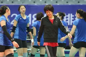 中国女排选帅难产的原因曝光，郎平或回归继续执掌国家队教鞭图片