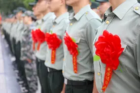 军营，请收下我的请假条图片