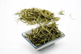 每天坚持喝绿茶，对身体有四大好处，但有“3不宜”，喝错反伤身图片