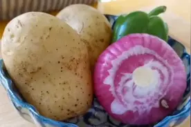 土豆加鸡蛋太好吃了，去饭店都买不到，做法简单，早餐孩子很爱吃图片