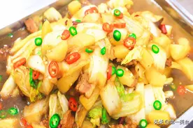 这2素菜一直很便宜，放在一起炒，没想到比肉还香，难怪家人爱吃图片