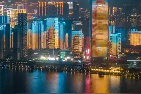 十一武汉，长江巨幕的世界首秀图片