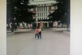 老师与学生图片