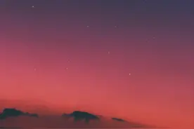 独唱团~绿皮火车图片
