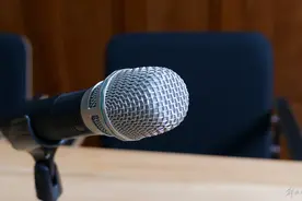 西安地铁“保安拖拽女乘客”事件通报：多名负责人被处理！图片